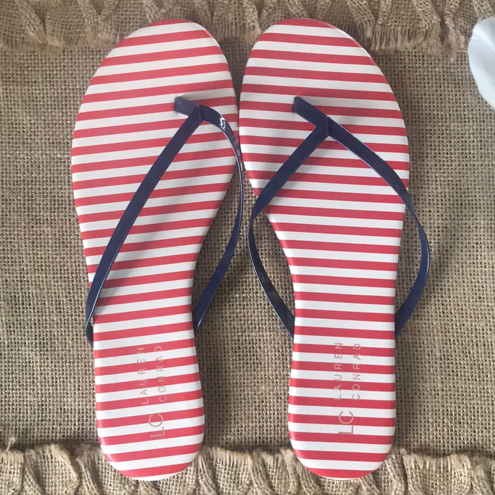 NWT Lauren Conrad Sandals